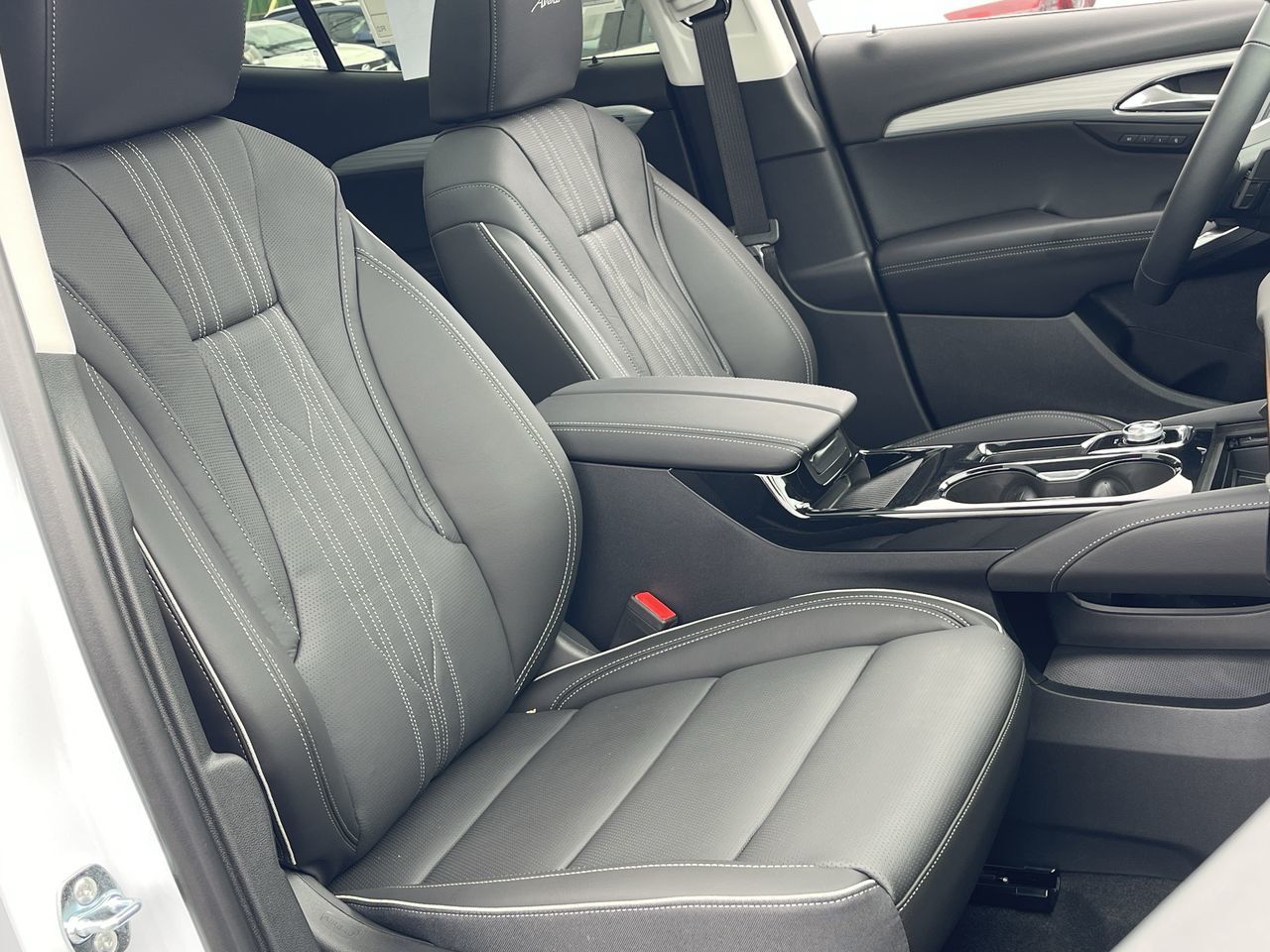 2025 Buick ENVISION in Saint-Leonard, Quebec