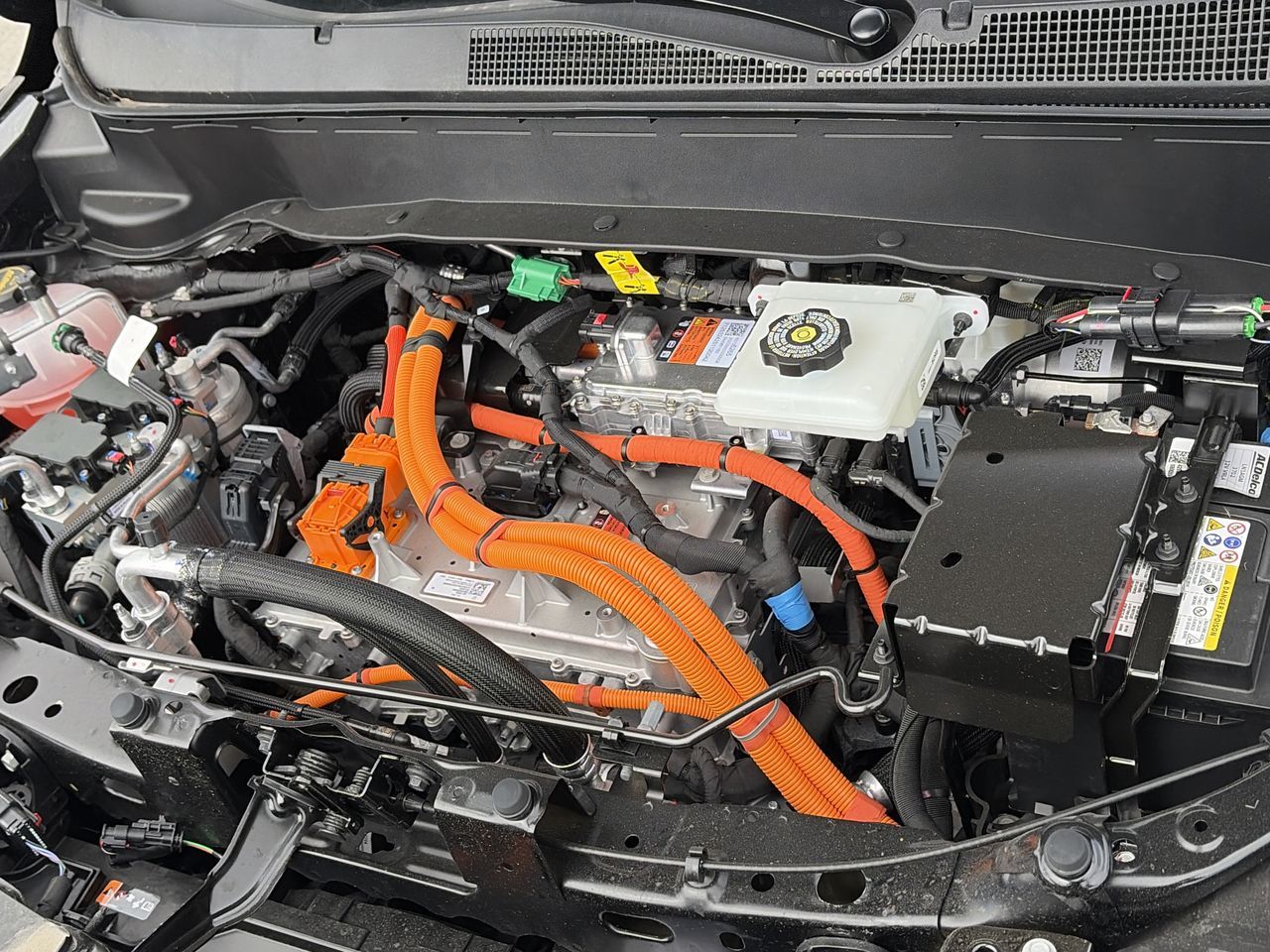 2027 Chevrolet Bolt EV in Saint-Leonard, Quebec