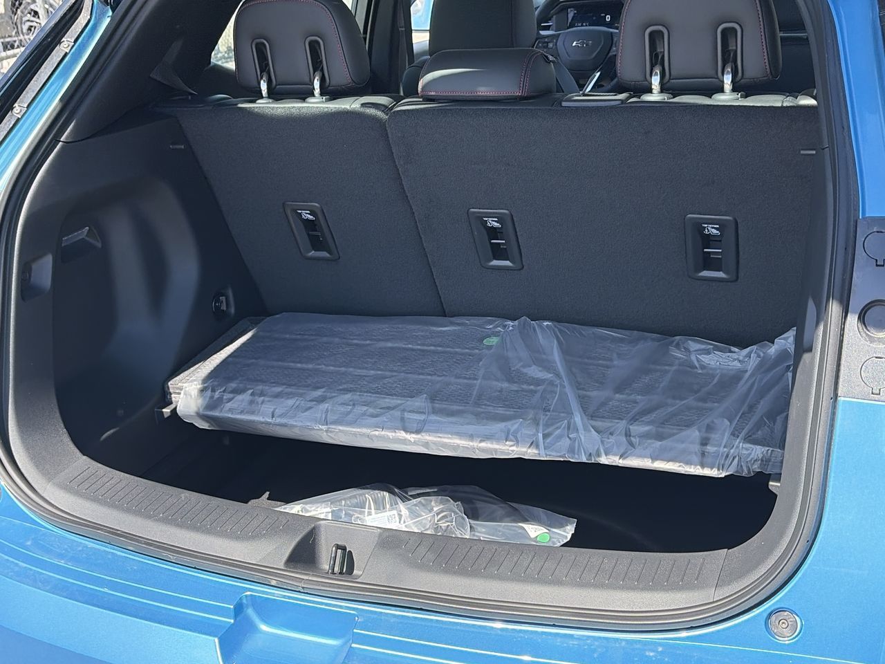 2027 Chevrolet Bolt in Saint-Leonard, Quebec