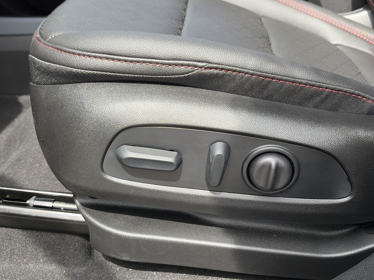 2027 Chevrolet Bolt in Saint-Leonard, Quebec