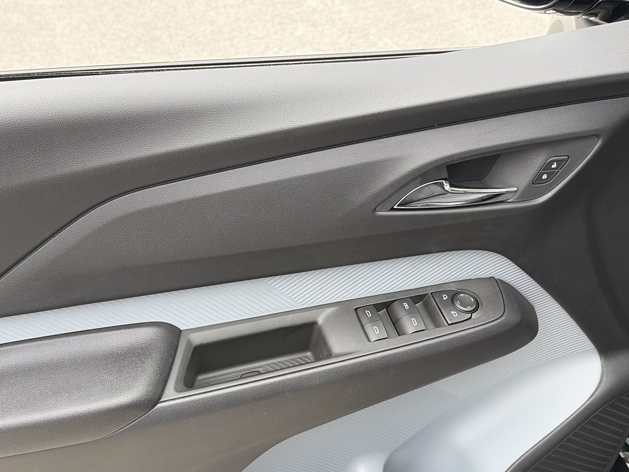 Chevrolet Bolt  2027