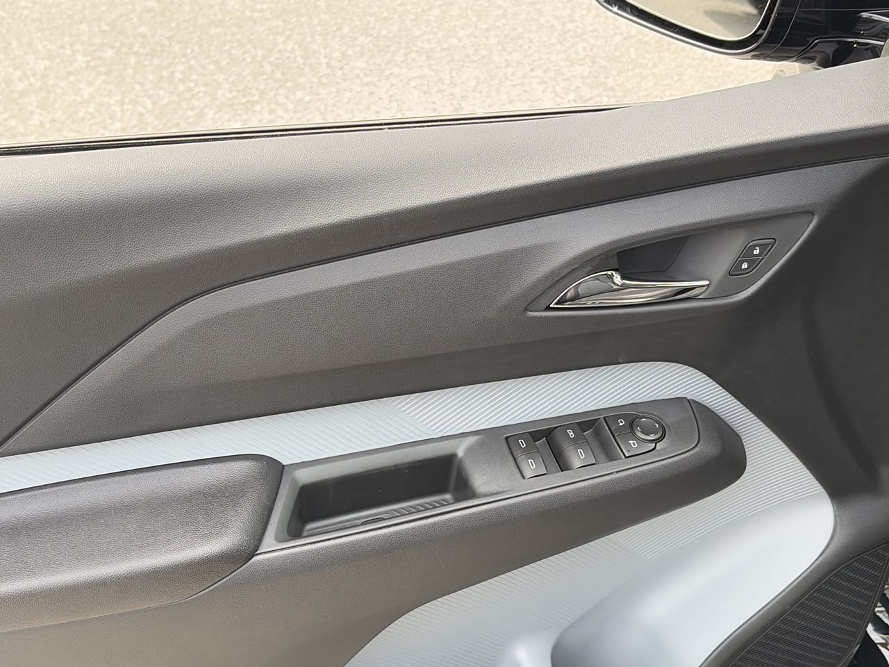 2027 Chevrolet Bolt in Saint-Leonard, Quebec