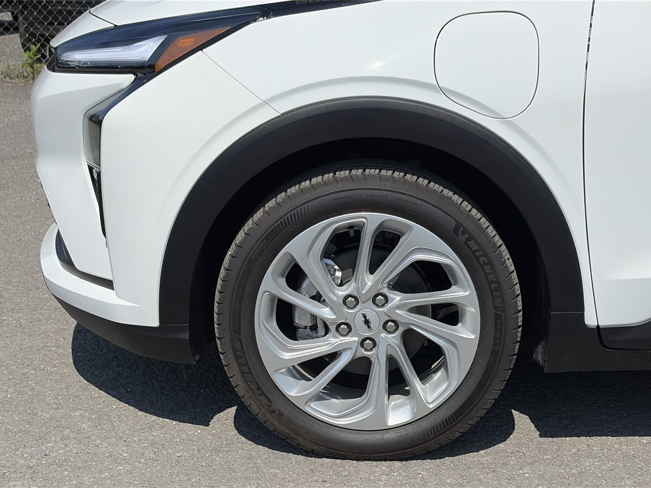 2027 Chevrolet Bolt in Saint-Leonard, Quebec