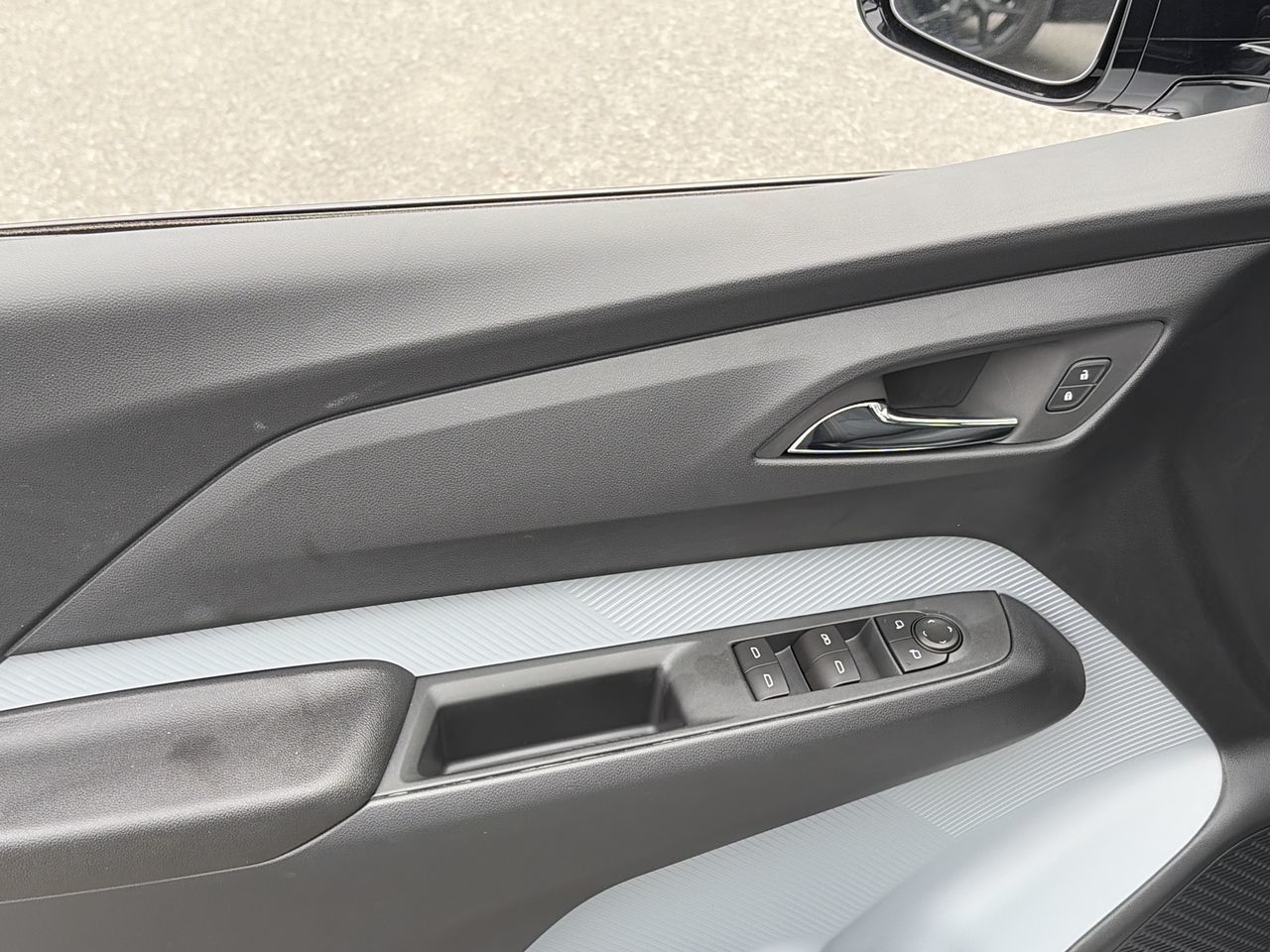 2027 Chevrolet Bolt in Saint-Leonard, Quebec
