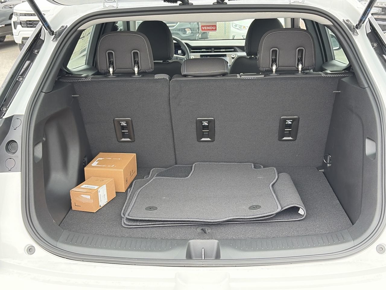 2027 Chevrolet Bolt in Saint-Leonard, Quebec
