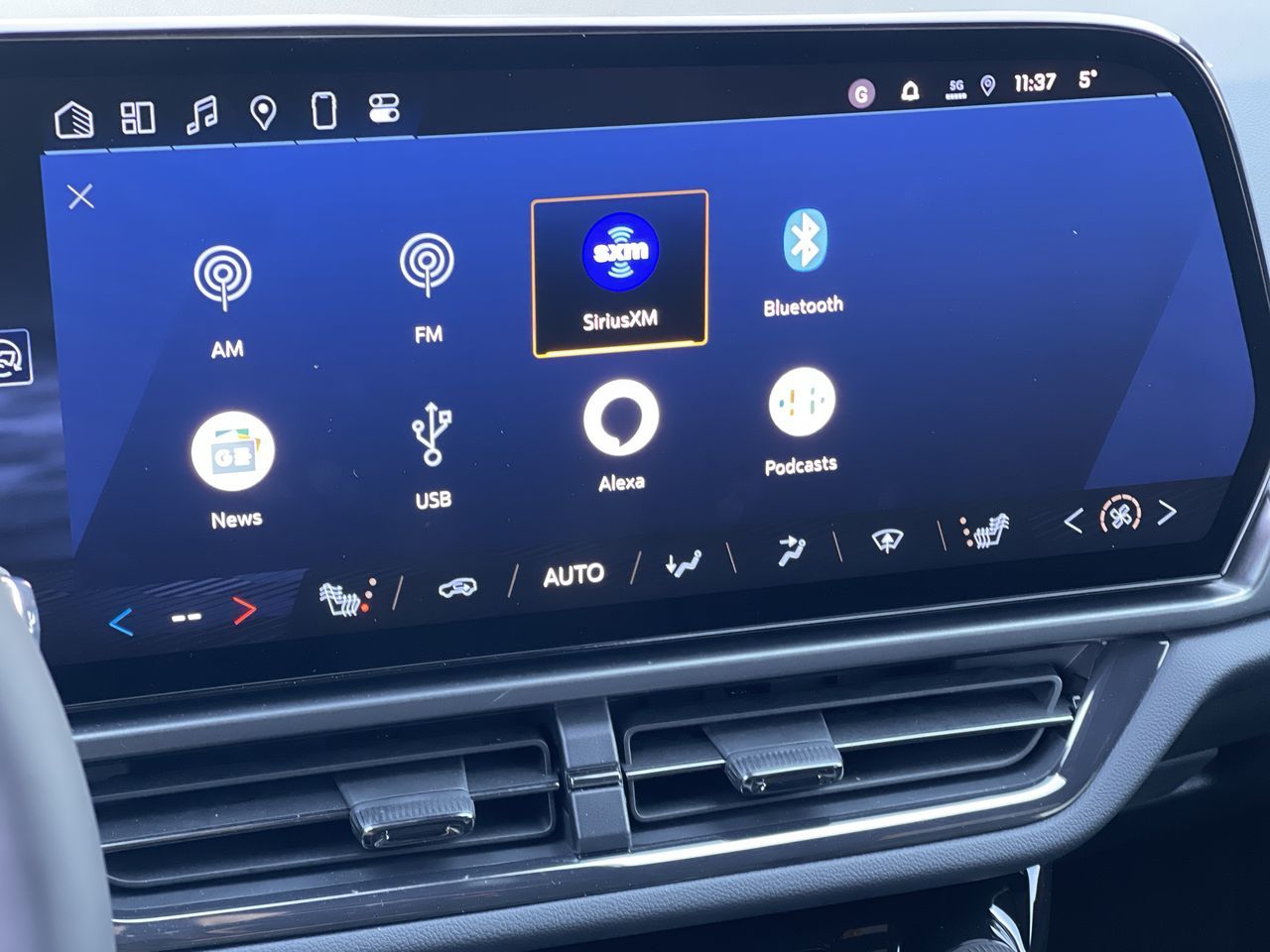 2025 Chevrolet Equinox EV in Saint-Leonard, Quebec