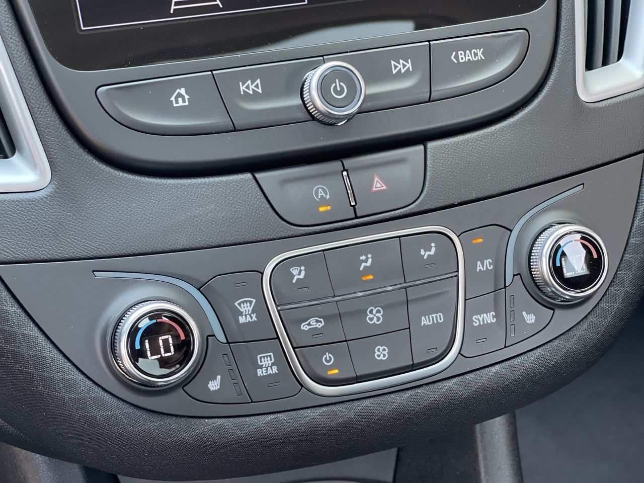 2024 Chevrolet Malibu in Saint-Leonard, Quebec