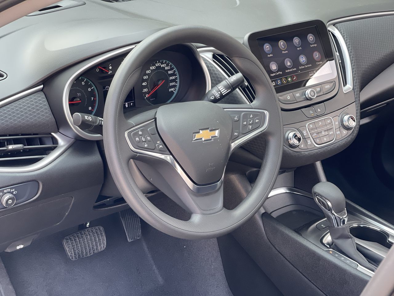 Chevrolet Malibu  2024 à Saint-Léonard, Québec