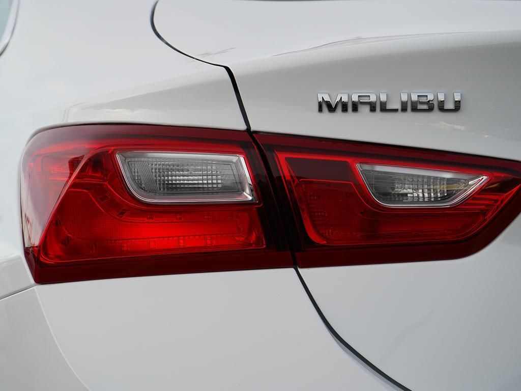 Chevrolet Malibu  2024 à Saint-Léonard, Québec