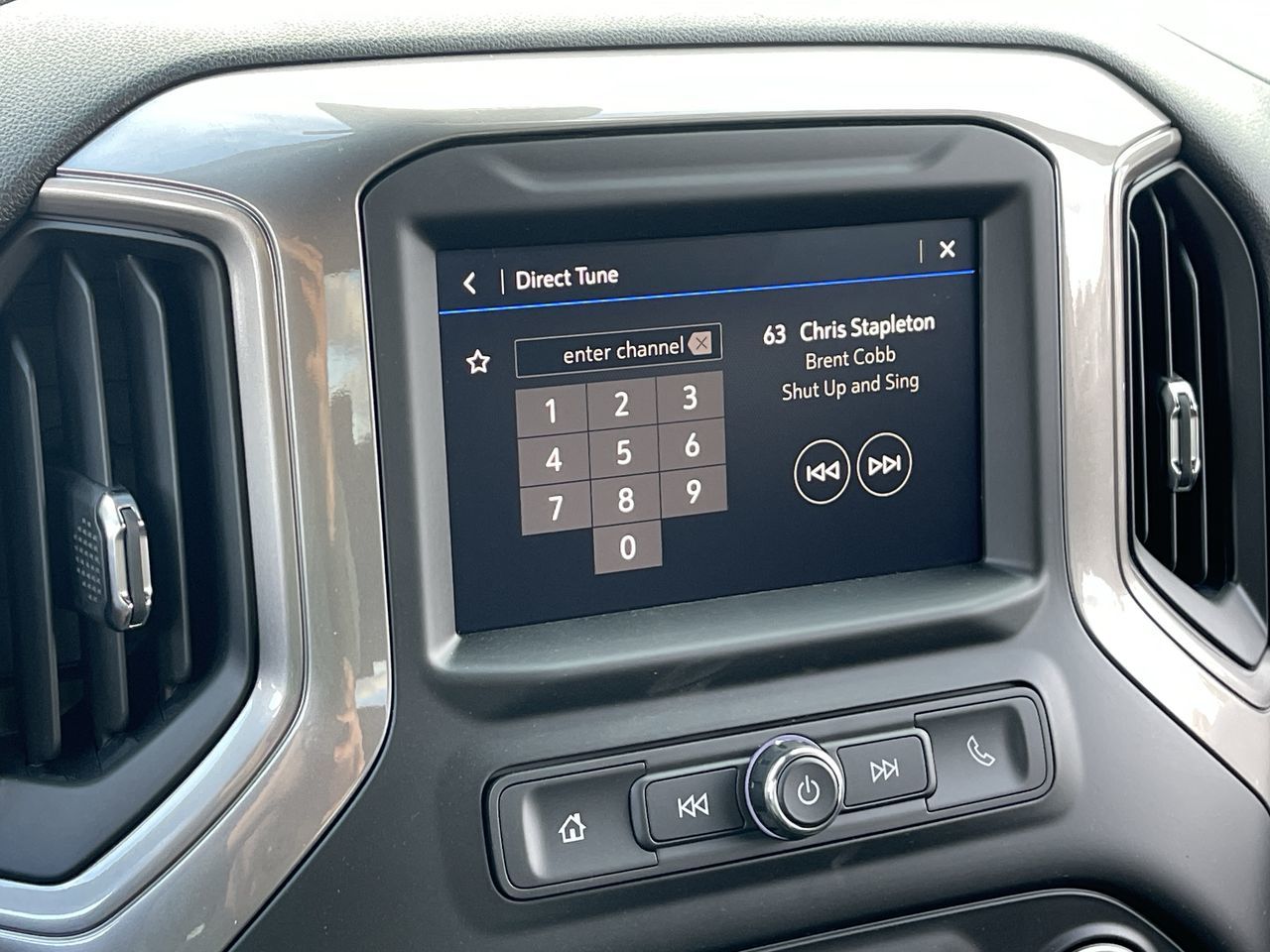 2026 Chevrolet Silverado 1500 in Saint-Leonard, Quebec