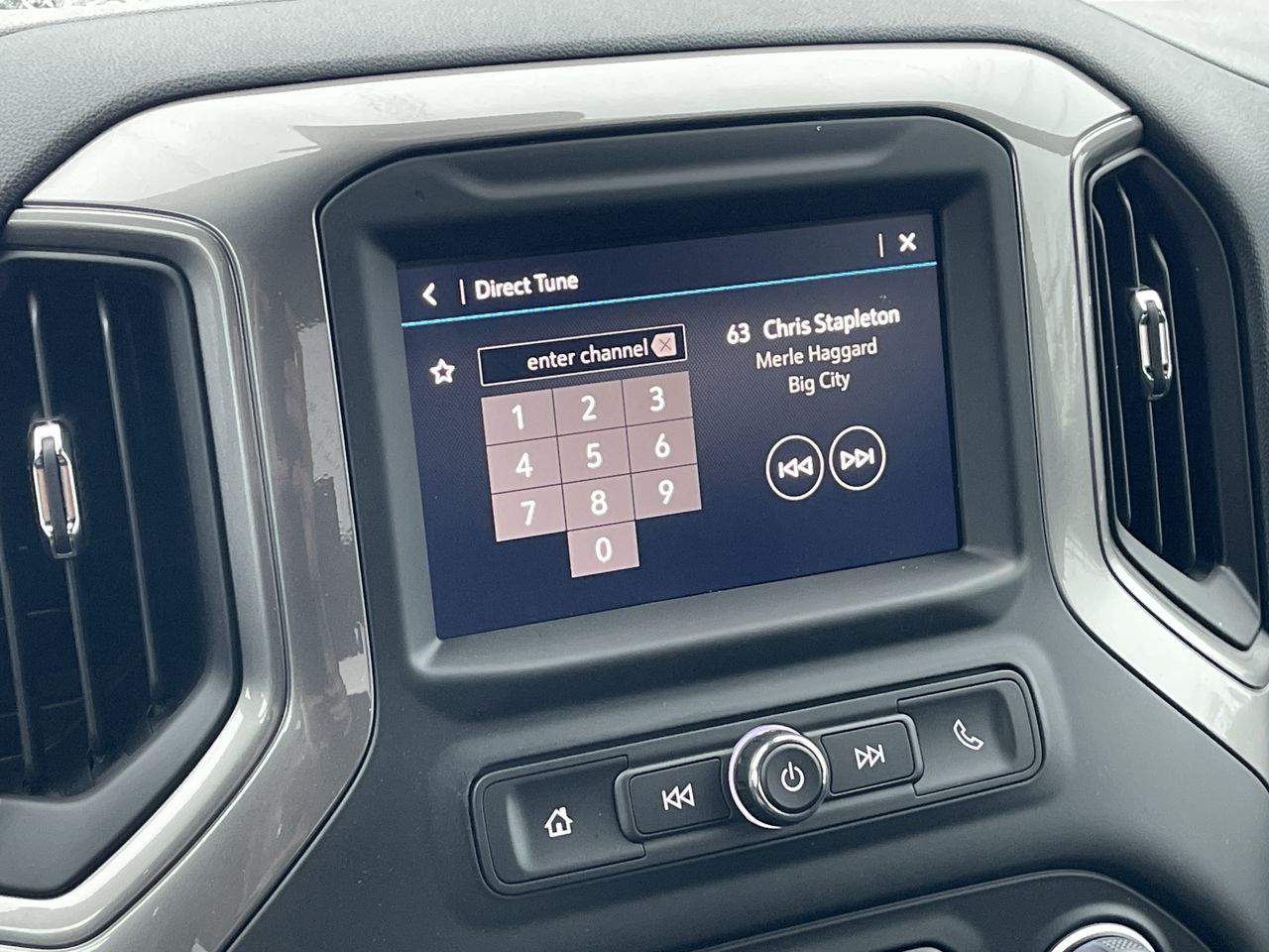 Chevrolet Silverado 1500  2026