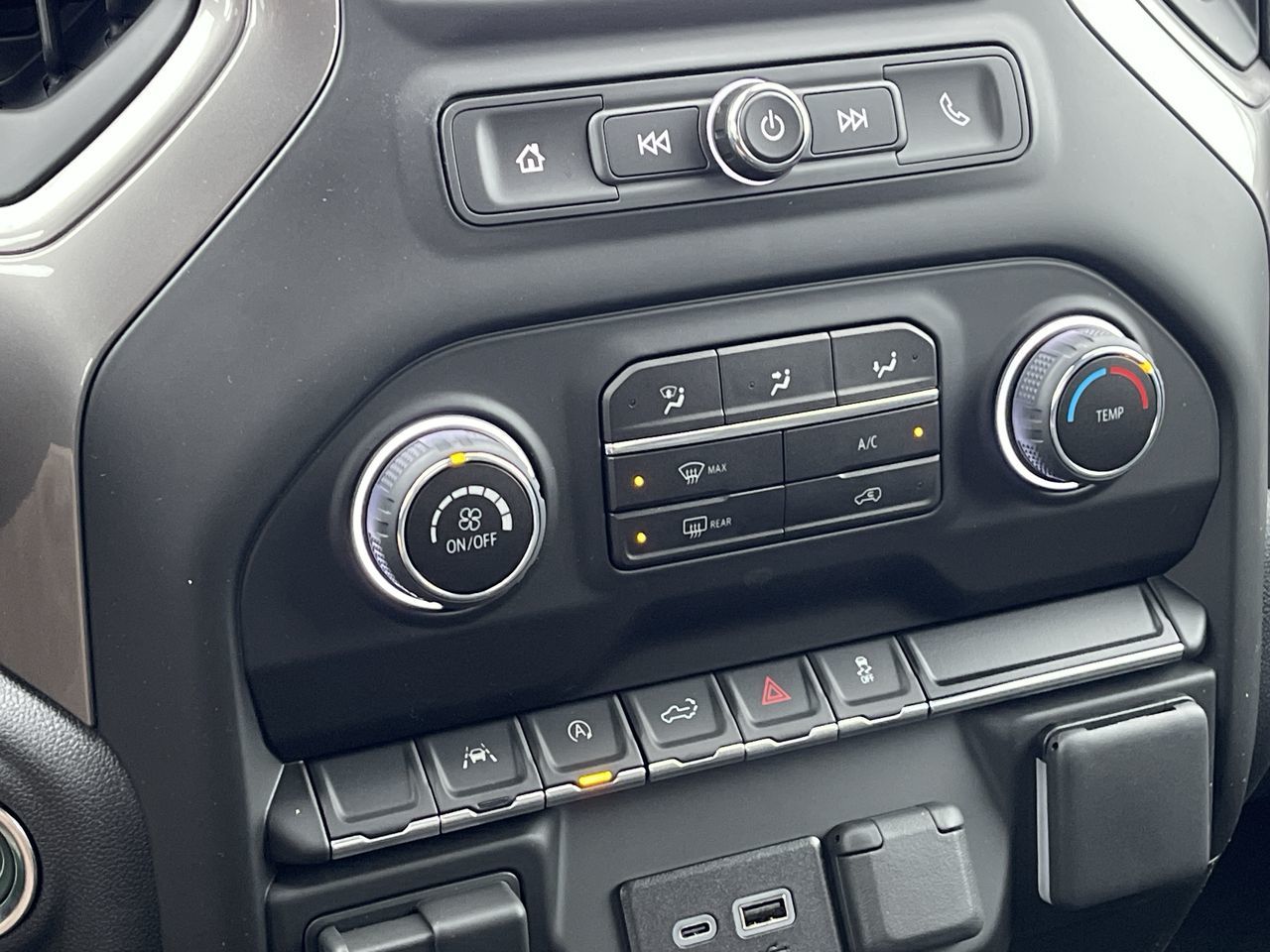 Chevrolet Silverado 1500  2026