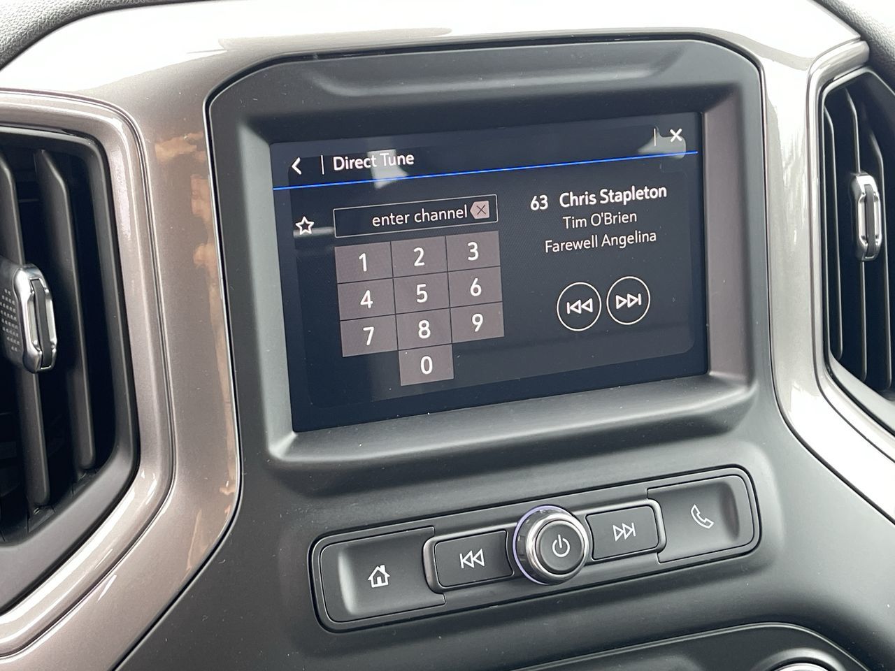 2026 Chevrolet Silverado 1500 in Saint-Leonard, Quebec