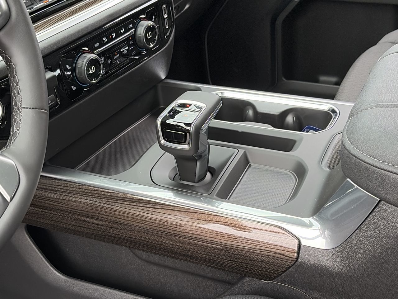 2026 Chevrolet Silverado 1500 in Saint-Leonard, Quebec