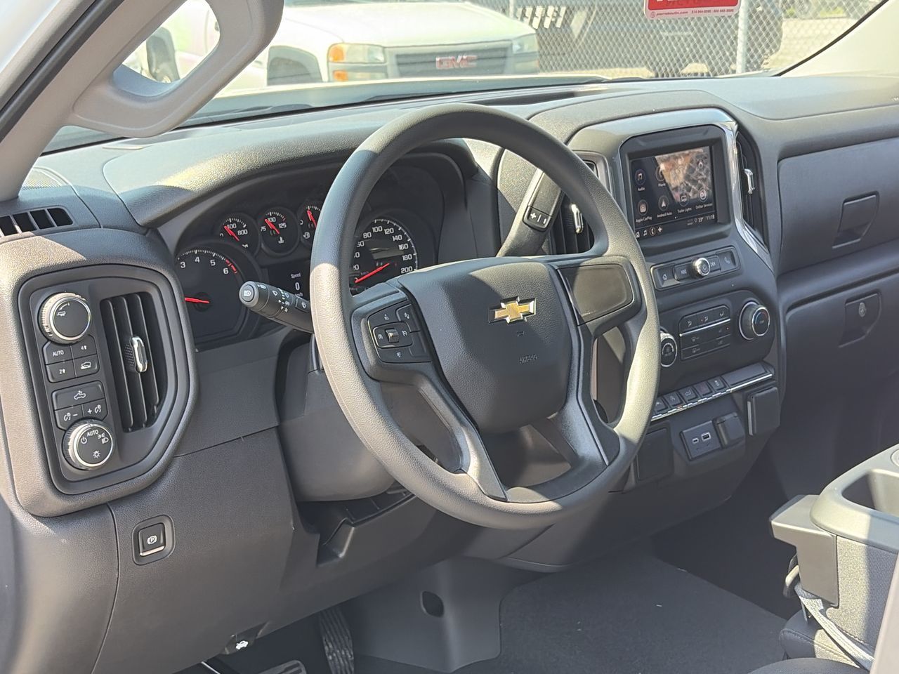 Chevrolet Silverado 1500  2026