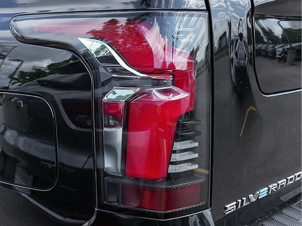 Chevrolet Silverado EV  2024 à Saint-Léonard, Québec