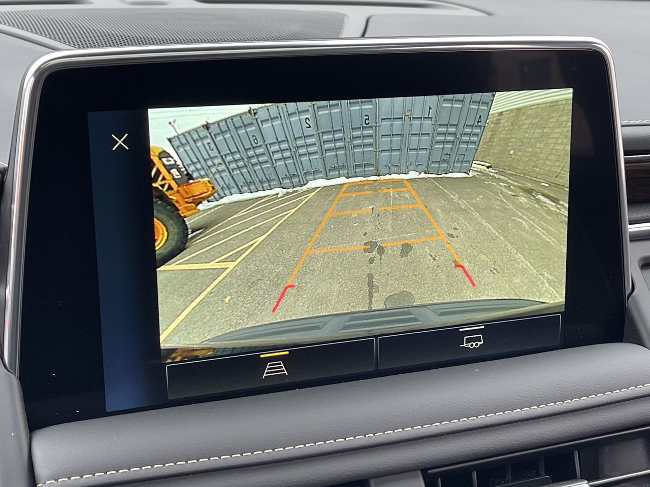 2023 Chevrolet Suburban in Saint-Leonard, Quebec