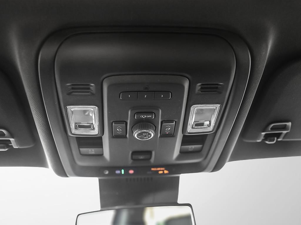 2024 Chevrolet Suburban in Saint-Leonard, Quebec
