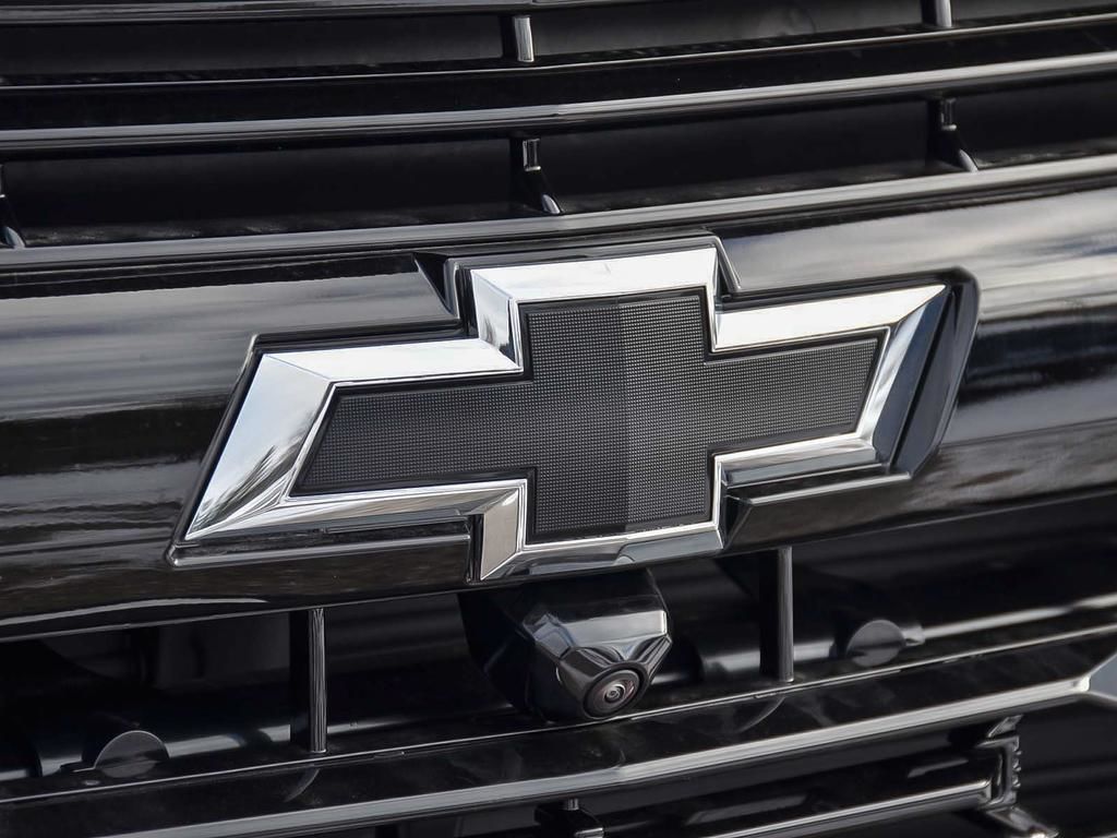 2025 Chevrolet Suburban in Saint-Leonard, Quebec