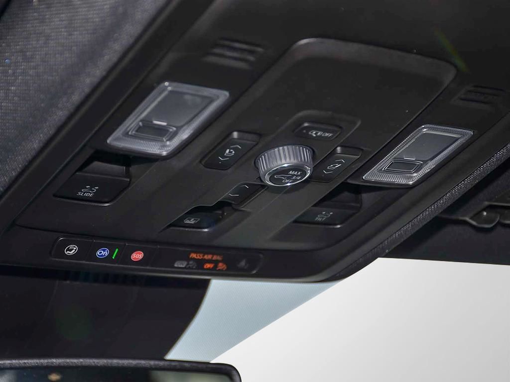 2025 Chevrolet Suburban in Saint-Leonard, Quebec