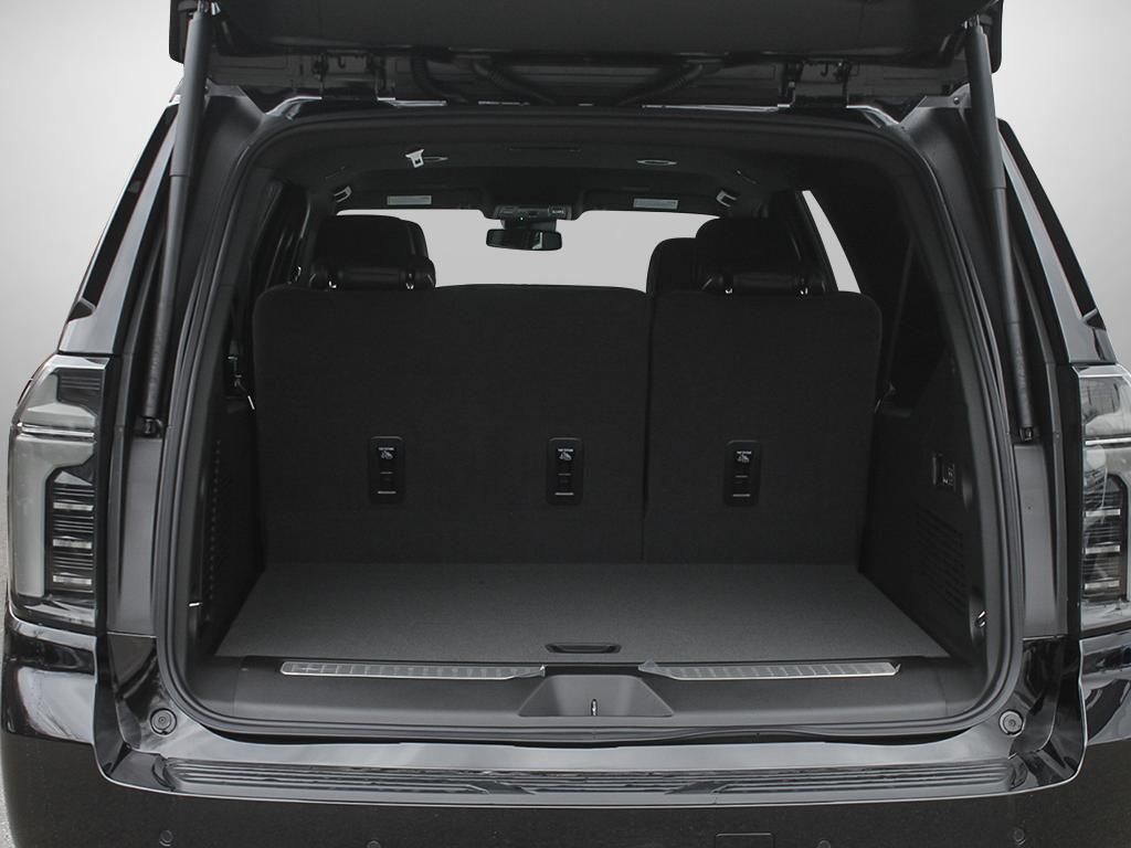 2025 Chevrolet Suburban in Saint-Leonard, Quebec