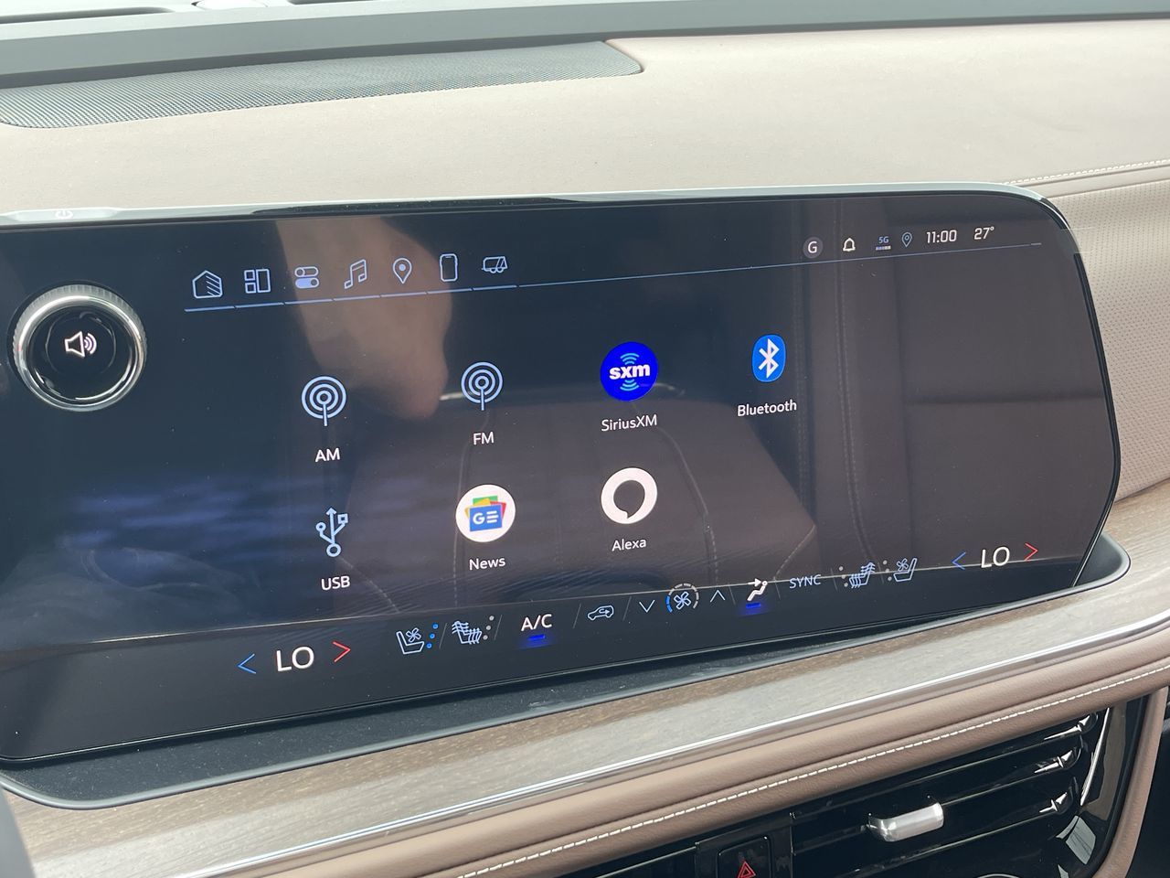 2025 Chevrolet Suburban in Saint-Leonard, Quebec