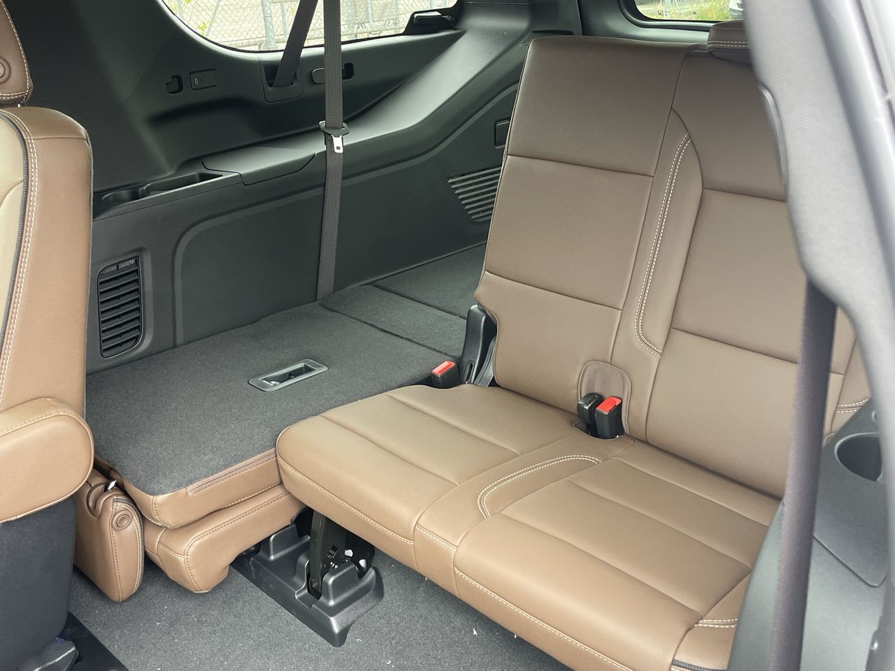 2025 Chevrolet Suburban in Saint-Leonard, Quebec