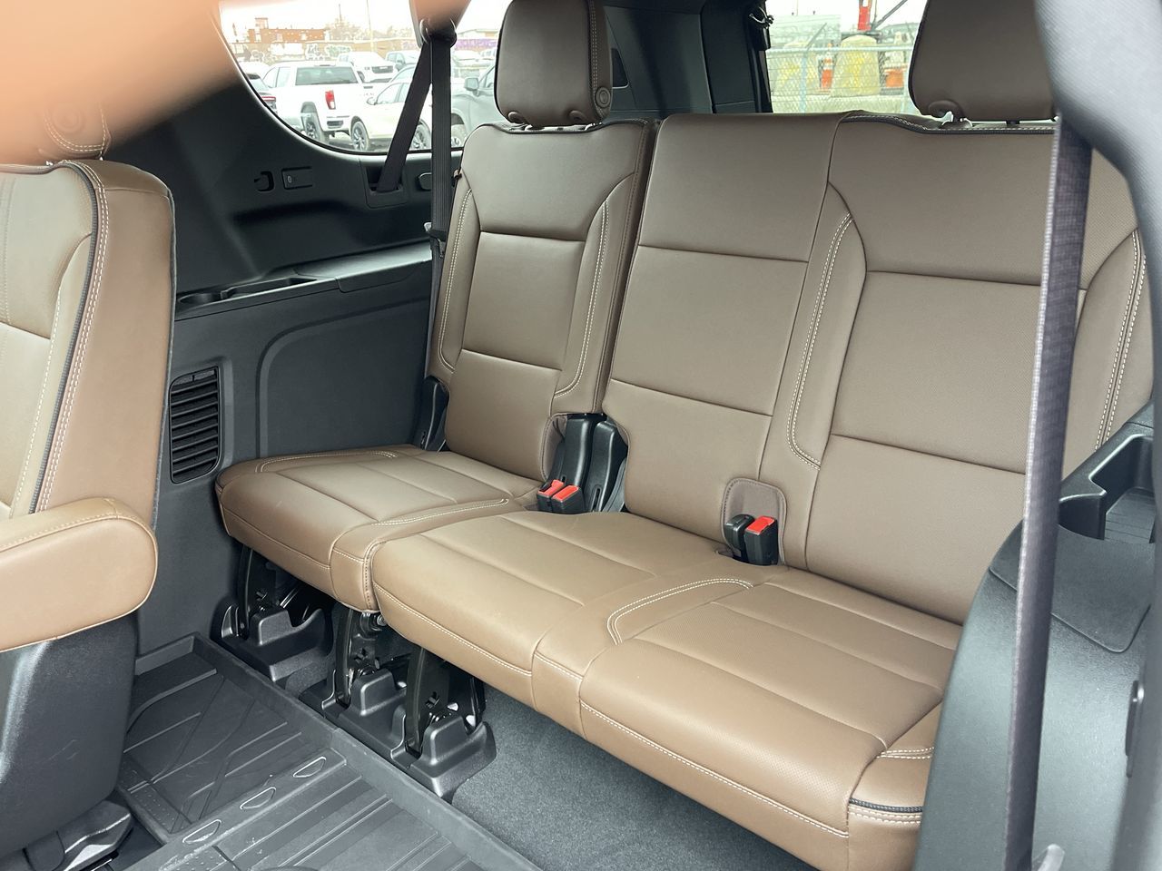 Chevrolet Suburban  2026 à Saint-Léonard, Québec