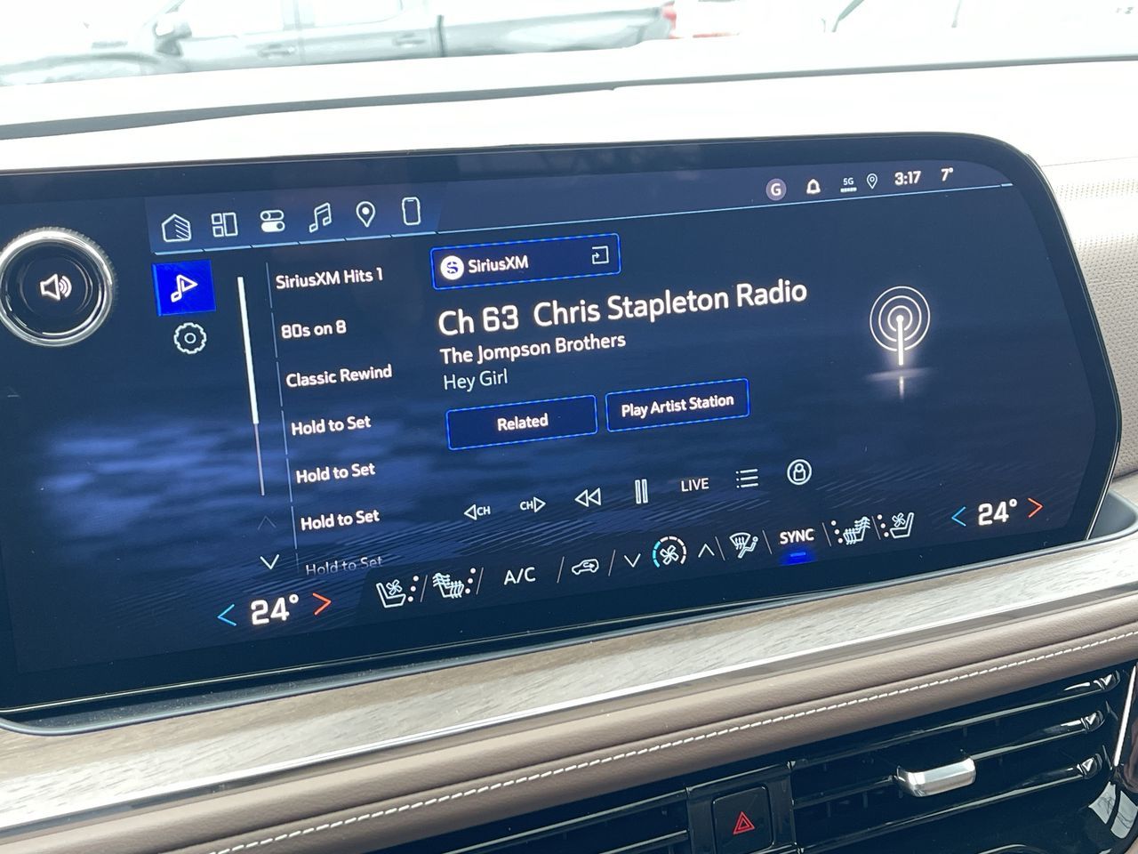 Chevrolet Suburban  2026 à Saint-Léonard, Québec