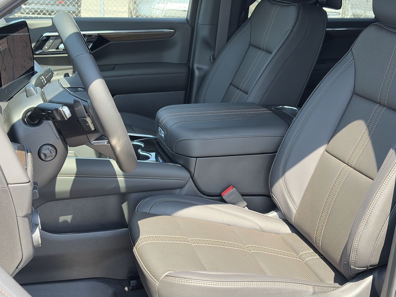 Chevrolet Suburban  2026