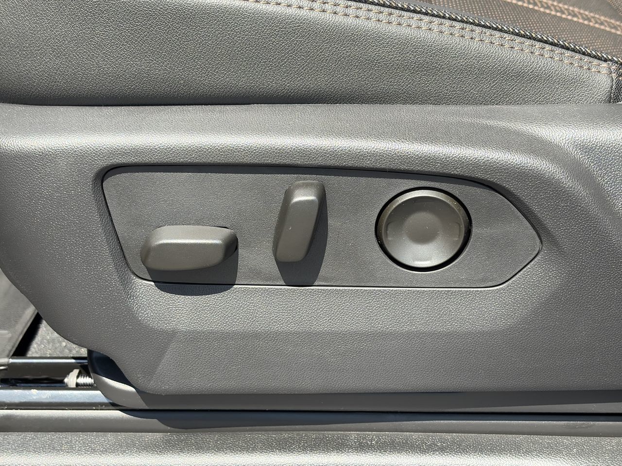 Chevrolet Suburban  2026