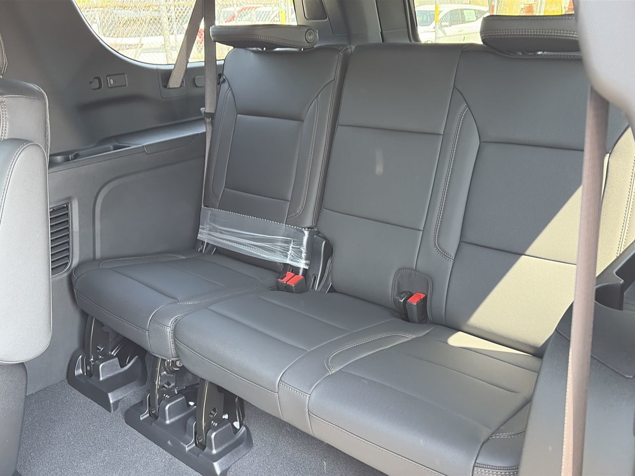 Chevrolet Suburban  2026