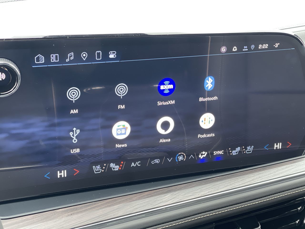 2025 Chevrolet Tahoe in Saint-Leonard, Quebec