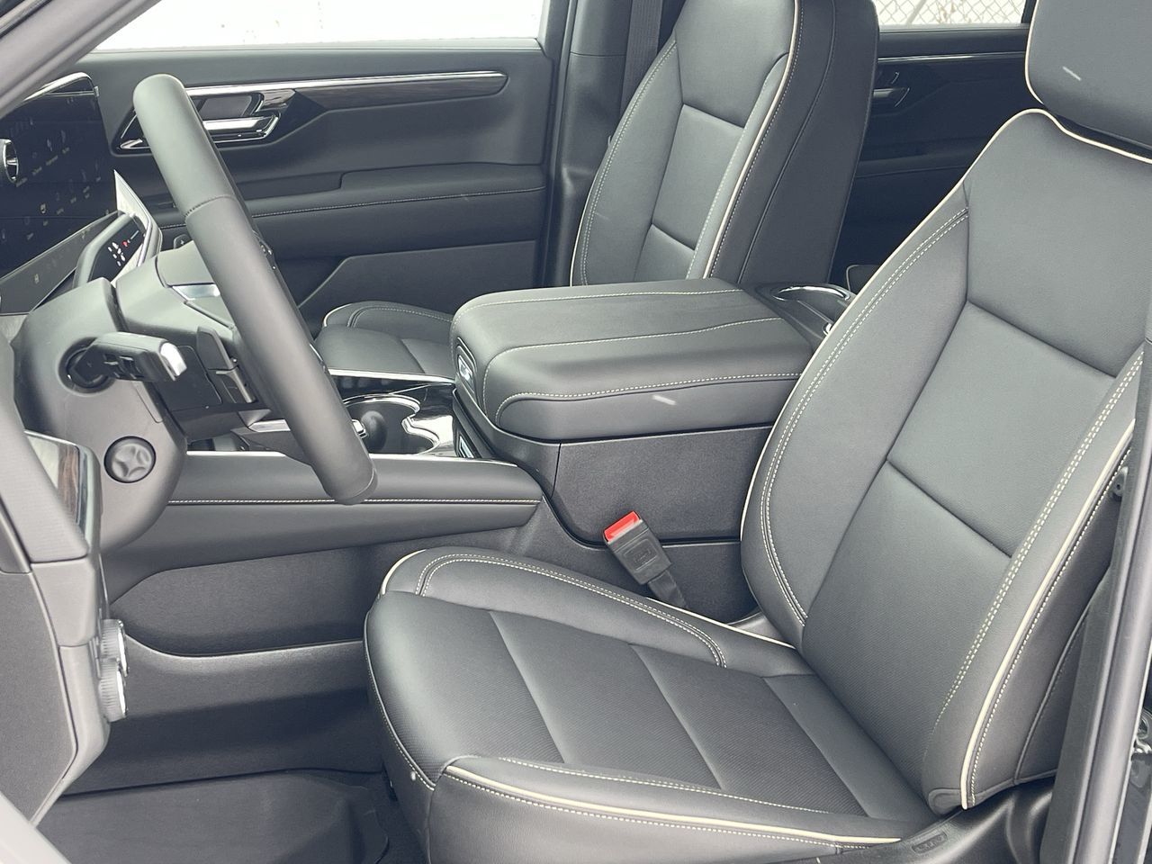 2025 Chevrolet Tahoe in Saint-Leonard, Quebec