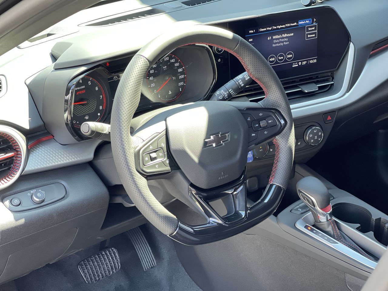 2025 Chevrolet Trax in Saint-Leonard, Quebec