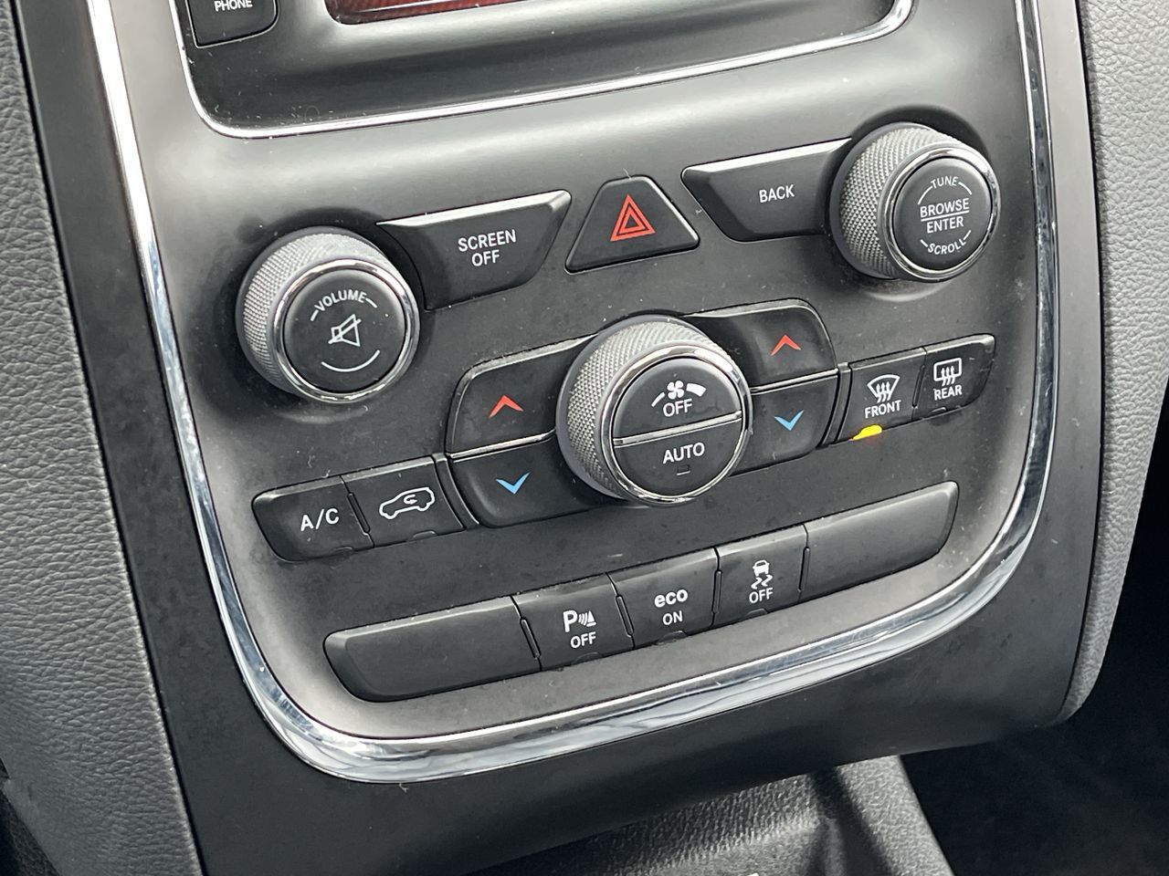 Dodge Durango  2015 à Saint-Léonard, Québec