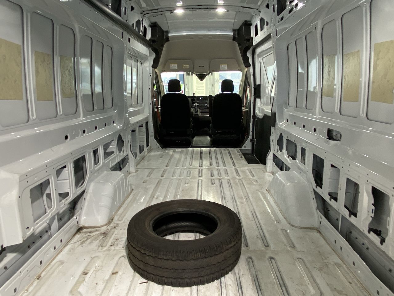 Ford Transit Cargo Van  2021 à Saint-Léonard, Québec