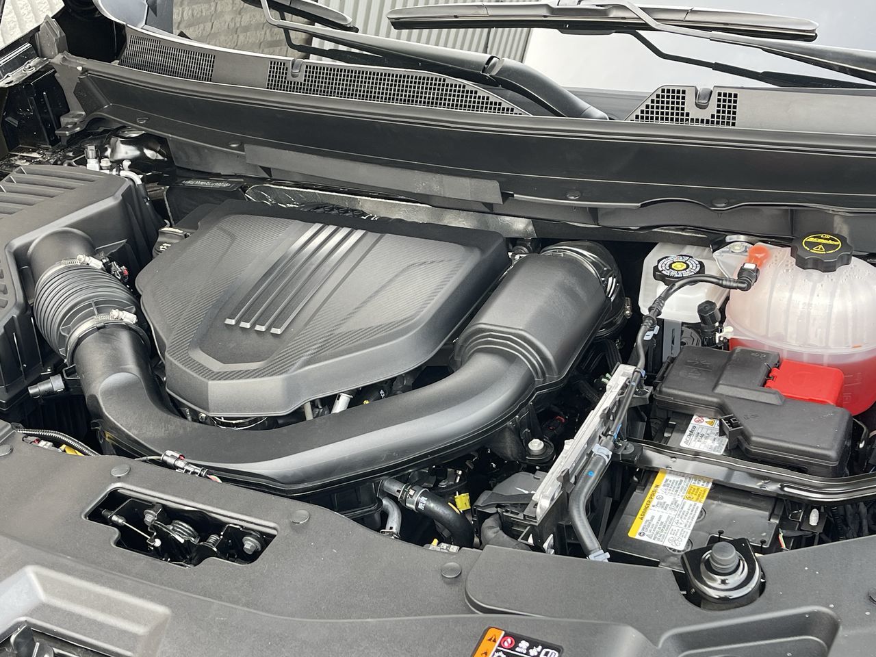 2025 GMC Acadia in Saint-Leonard, Quebec