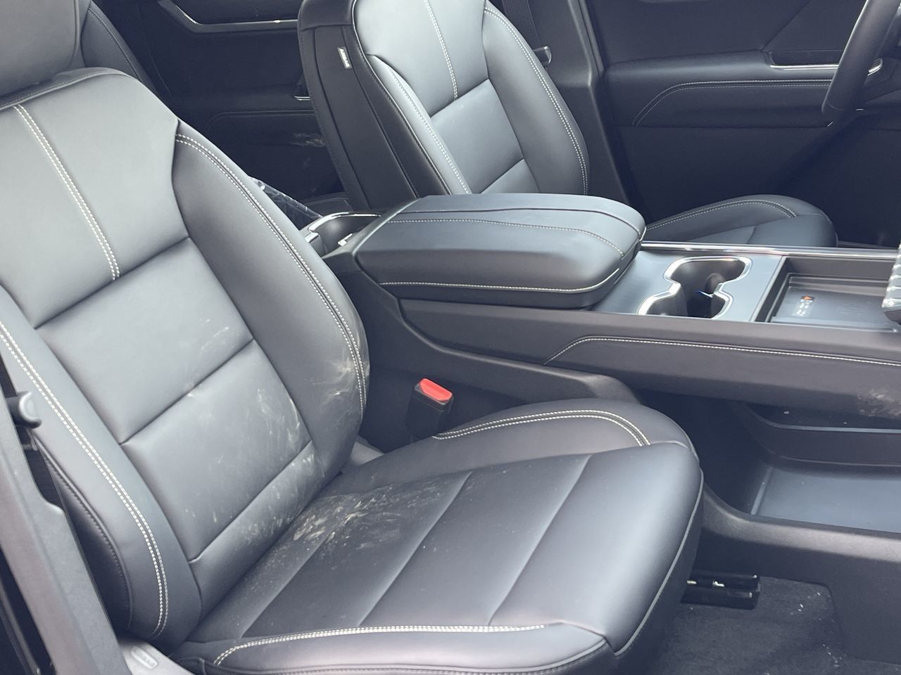 2025 GMC Acadia in Saint-Leonard, Quebec