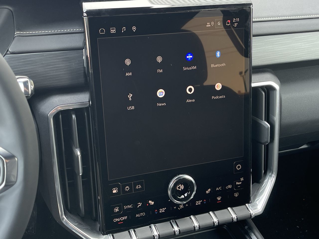 2025 GMC Acadia in Saint-Leonard, Quebec