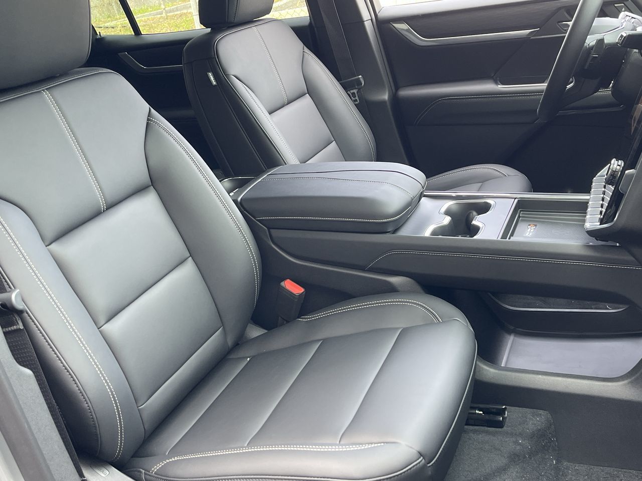 2025 GMC Acadia in Saint-Leonard, Quebec