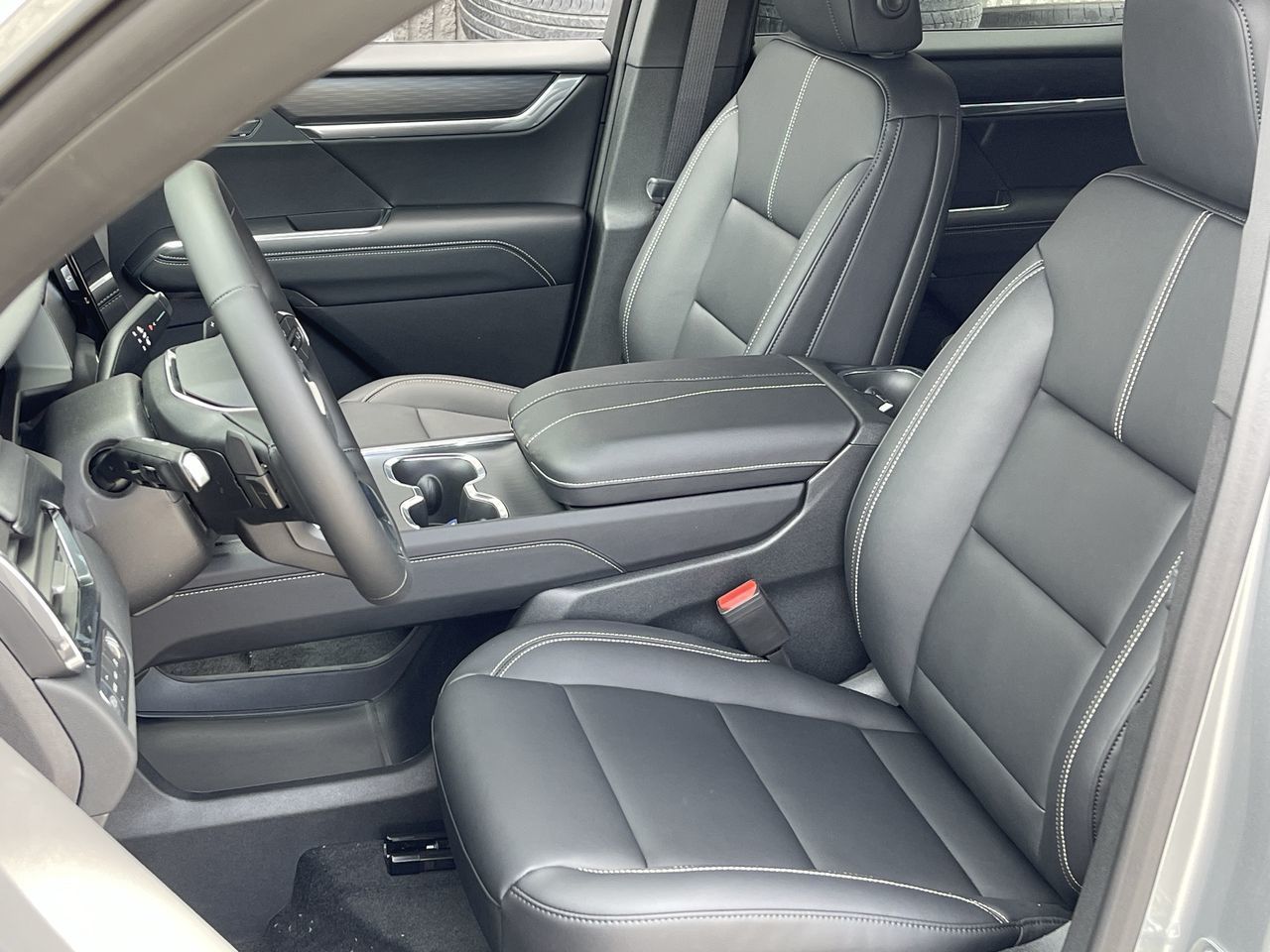 2025 GMC Acadia in Saint-Leonard, Quebec