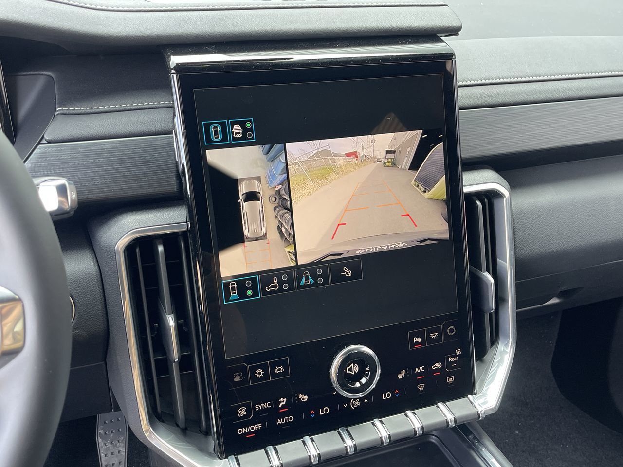 2025 GMC Acadia in Saint-Leonard, Quebec