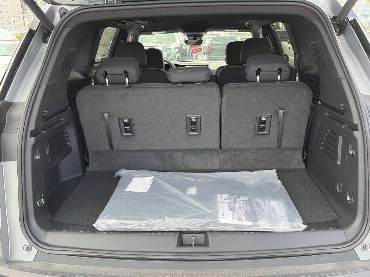 2026 GMC Acadia in Saint-Leonard, Quebec