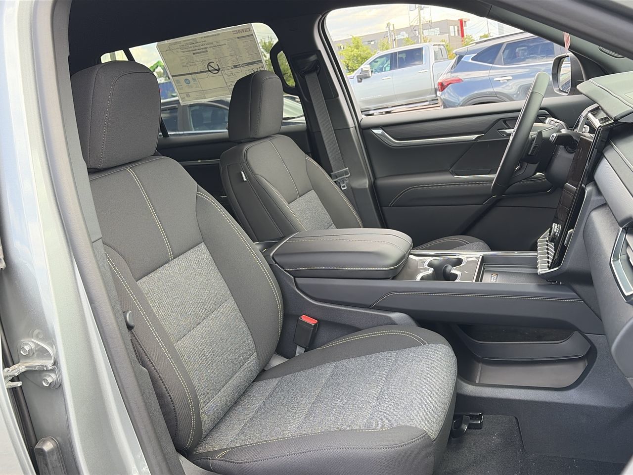2026 GMC Acadia in Saint-Leonard, Quebec