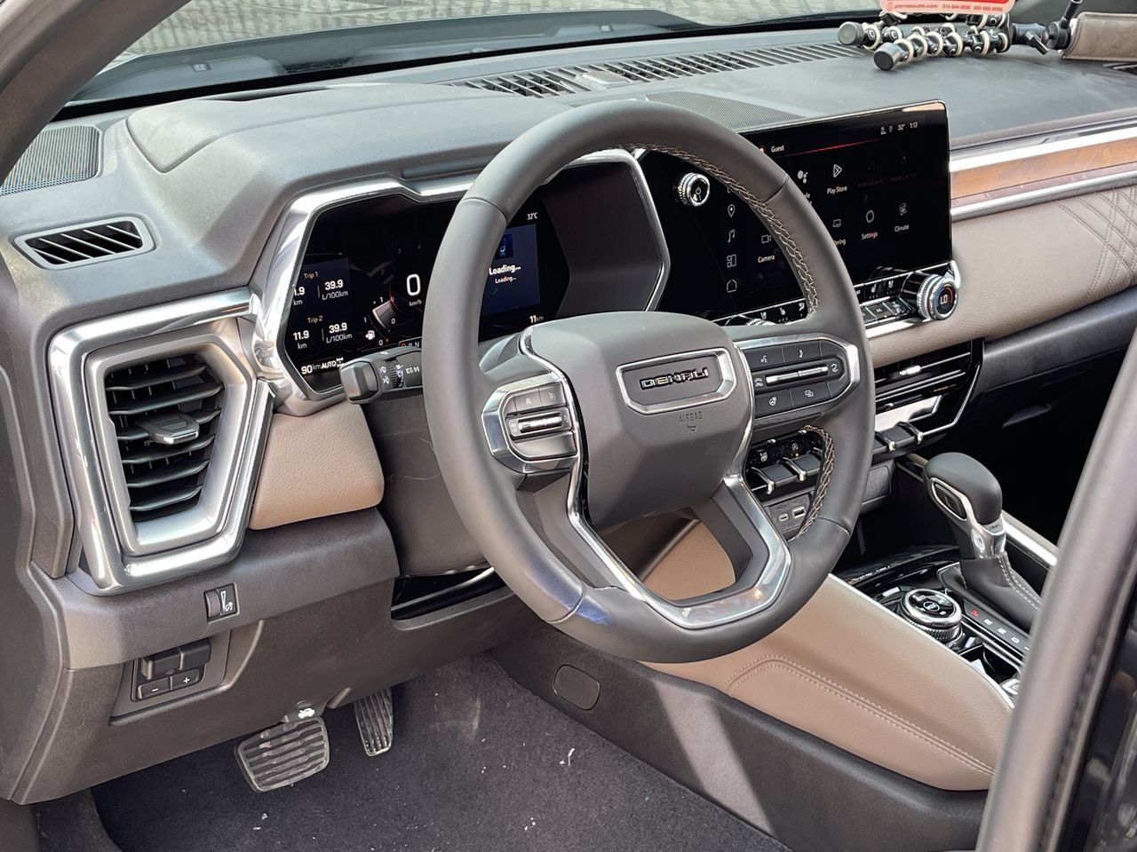 GMC Canyon  2024 à Saint-Léonard, Québec