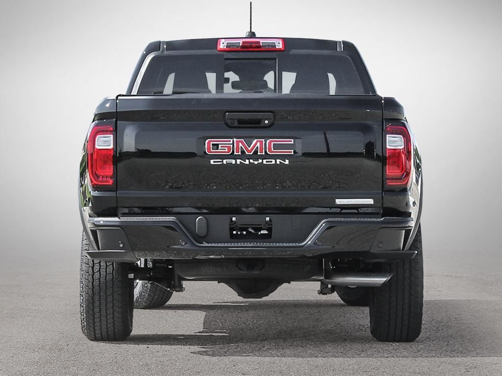 2025 GMC Canyon in Saint-Leonard, Quebec