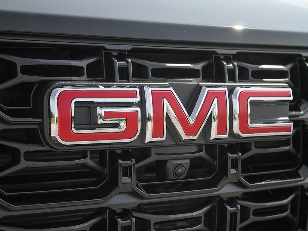 2025 GMC Canyon in Saint-Leonard, Quebec