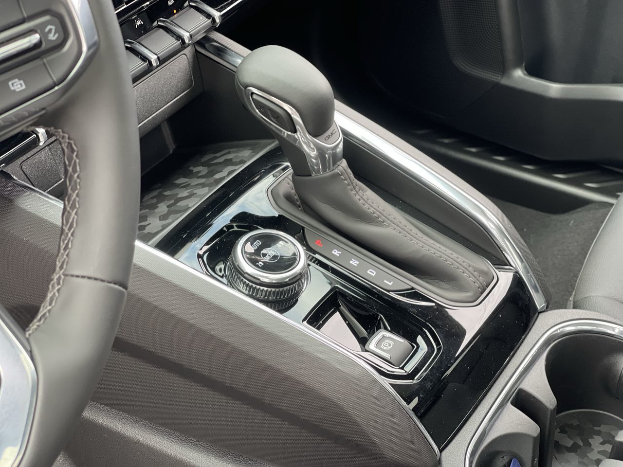 GMC Canyon  2025 à Saint-Léonard, Québec