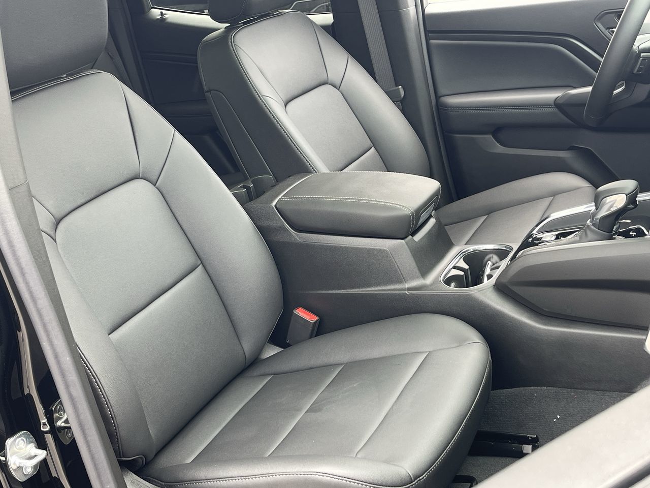 GMC Canyon  2025 à Saint-Léonard, Québec